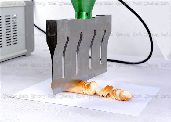 Προσαρμοσμένη υπερηχητική τέμνουσα μηχανή χρώματος για τα παγωμένα τρόφιμα κρέατος ντοματών